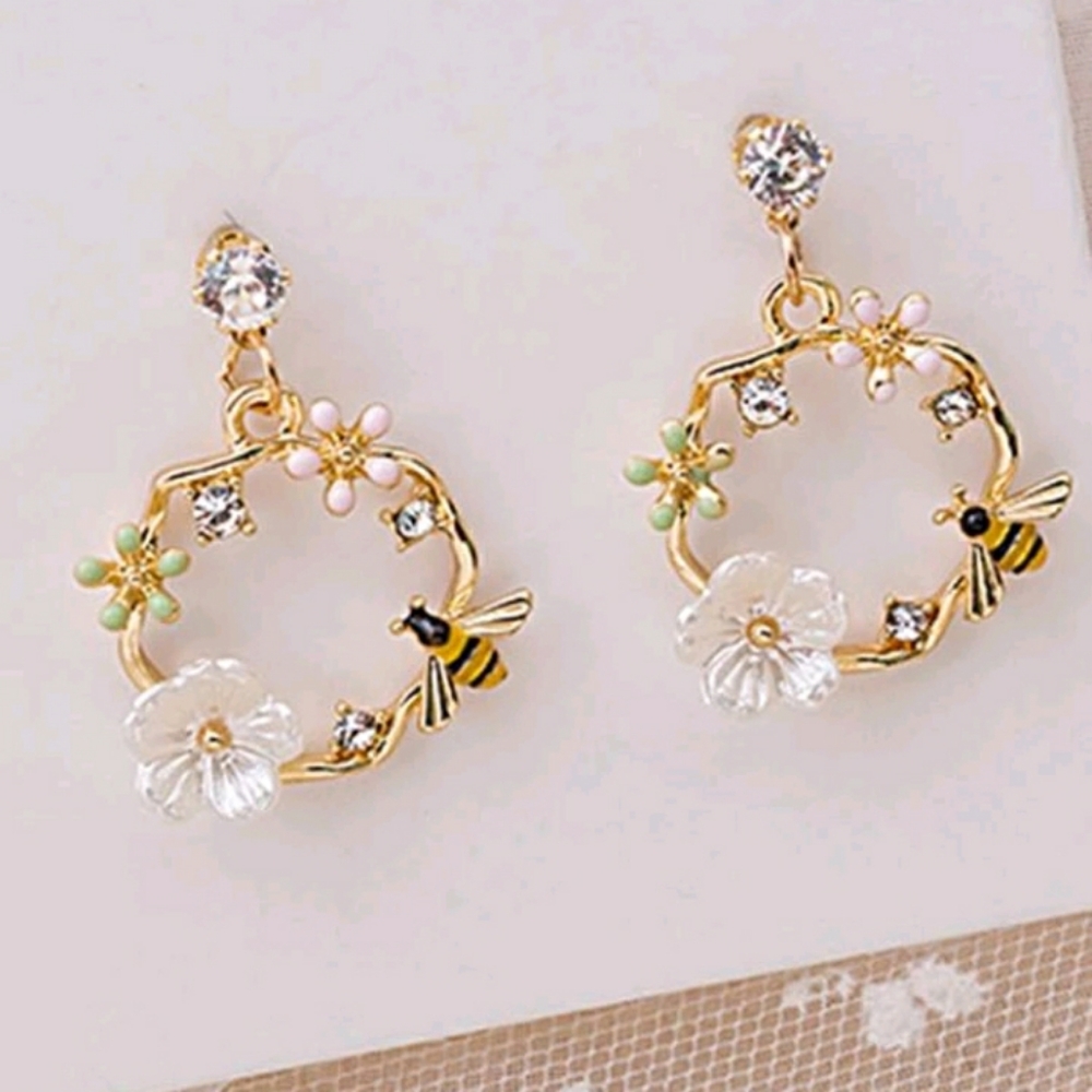 New Flower and Bee Drop Earrings